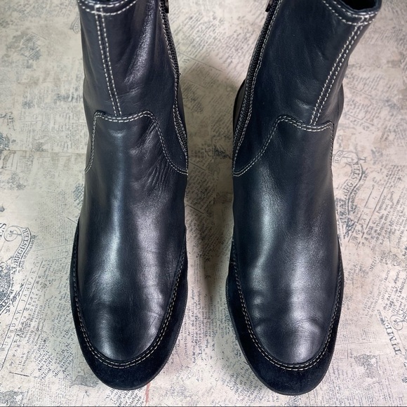 Circa Joan & David Style CJFRESH Black Leather Ankle Boots - Picture 4 of 11